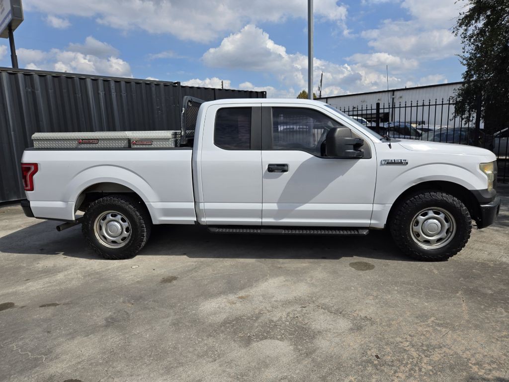 2015 Ford F-150 Image 4