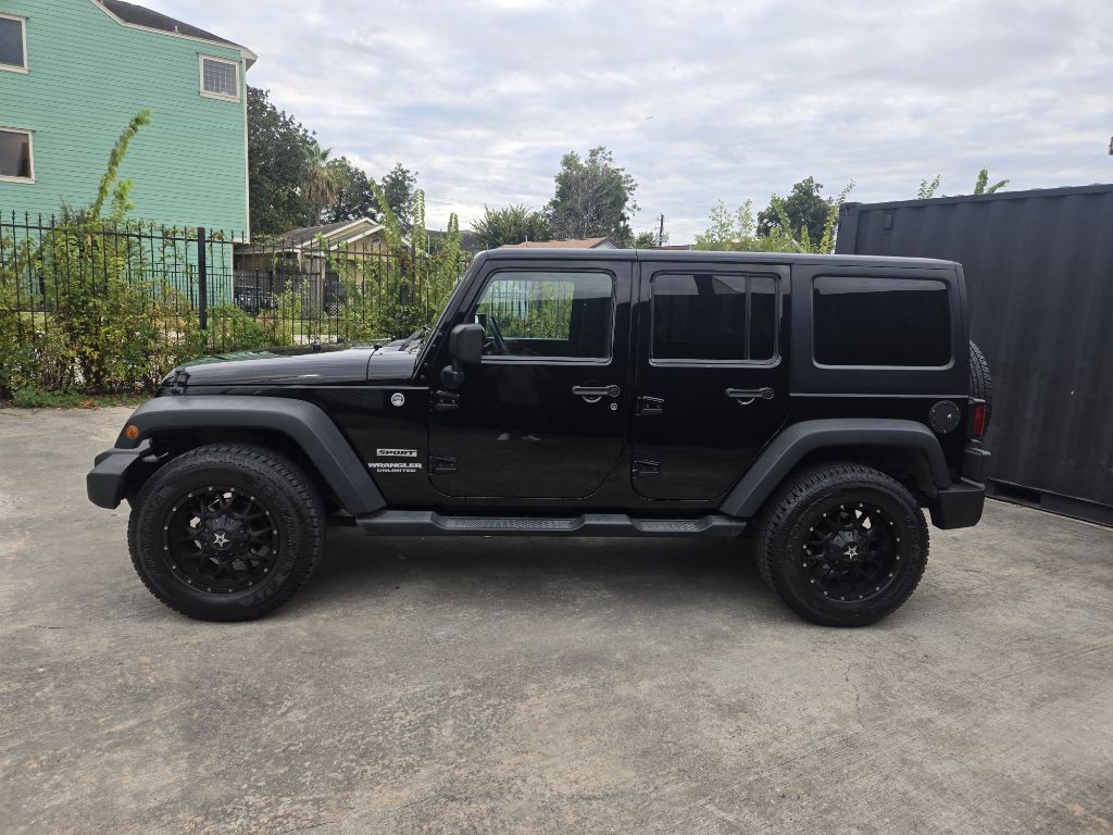 2013 Jeep Wrangler Unlimited Image 4