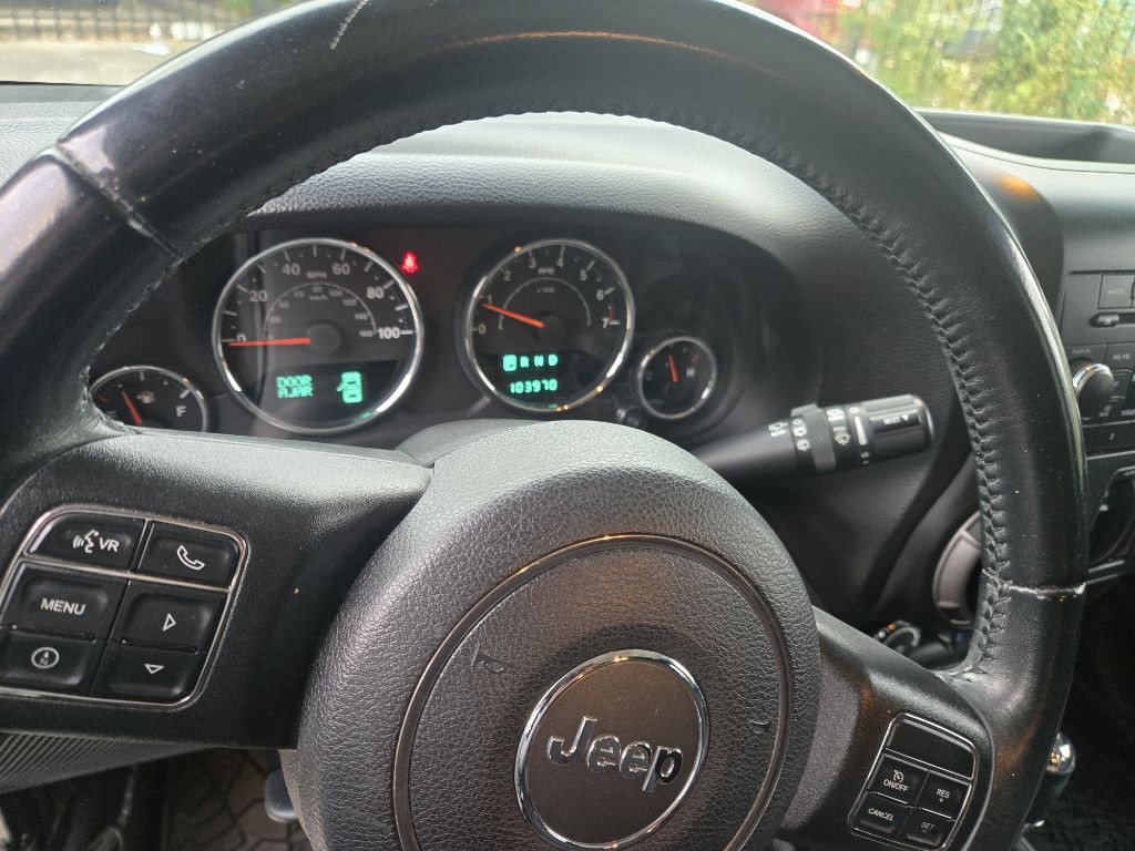 2013 Jeep Wrangler Unlimited Image 10