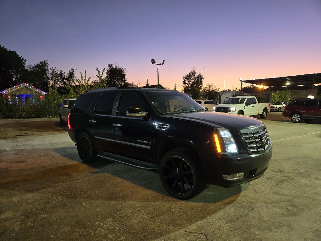 2007 Cadillac Escalade Image 4