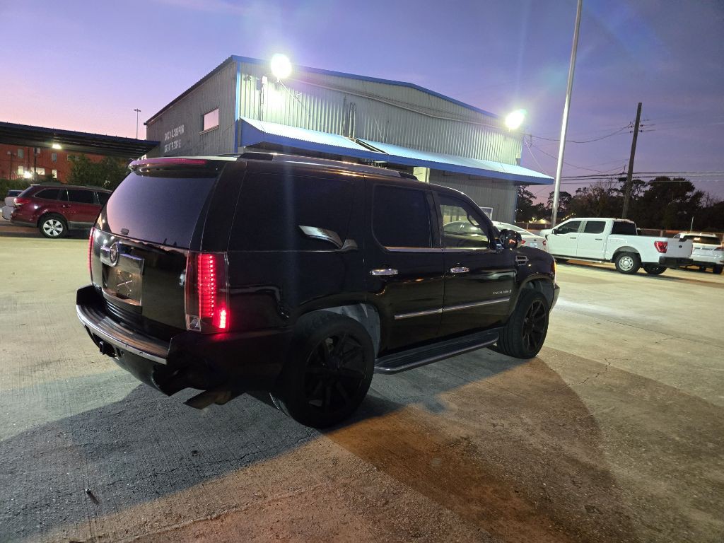 2007 Cadillac Escalade Image 6