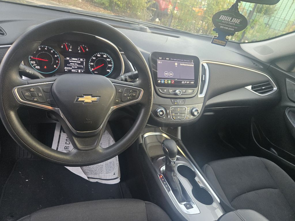 2022 Chevrolet Malibu Image 11