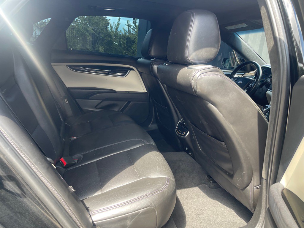 2016 Cadillac XTS Image 9