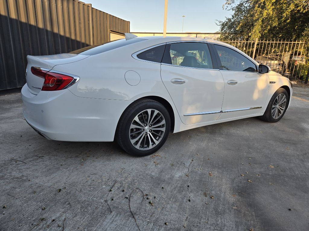 2017 Buick Lacrosse Image 7