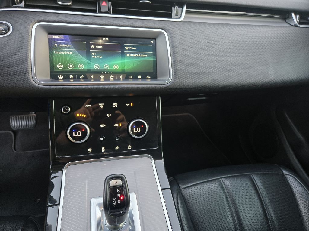 2020 Land Rover Range Rover Evoque Image 11