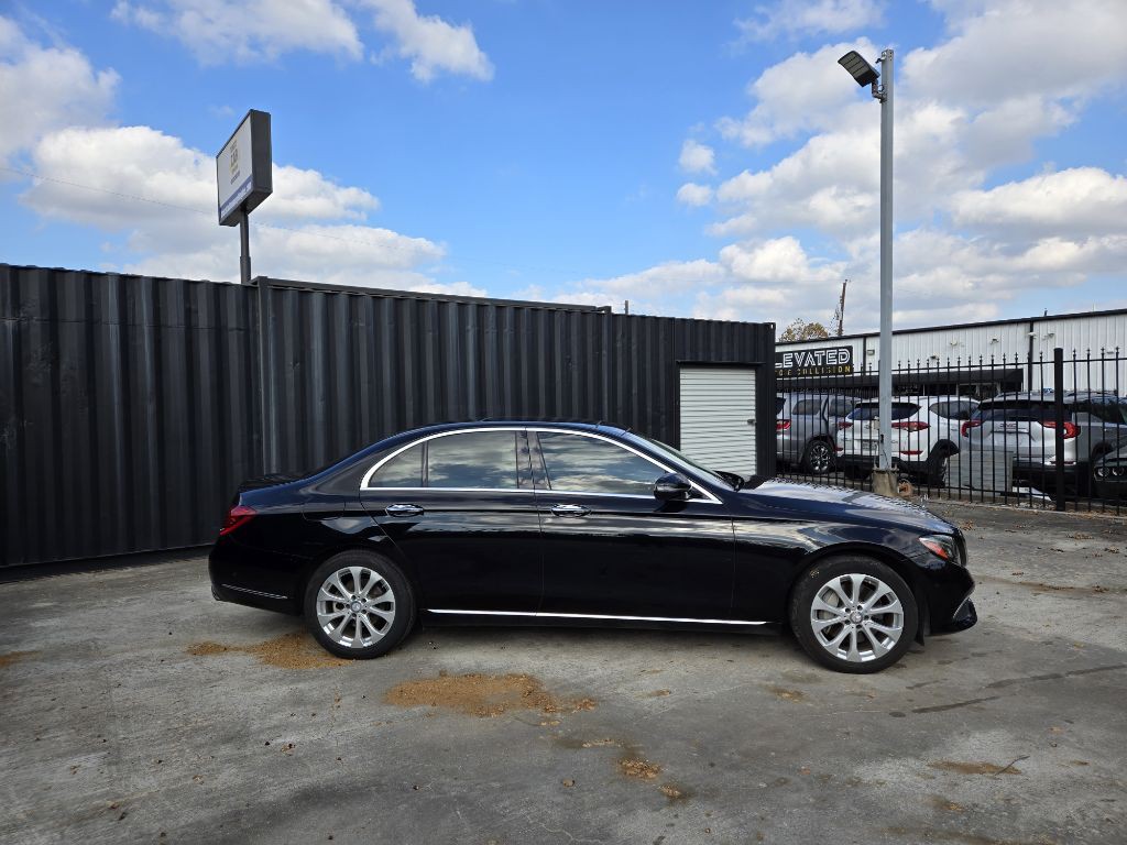 2017 Mercedes-Benz E-Class Image 4