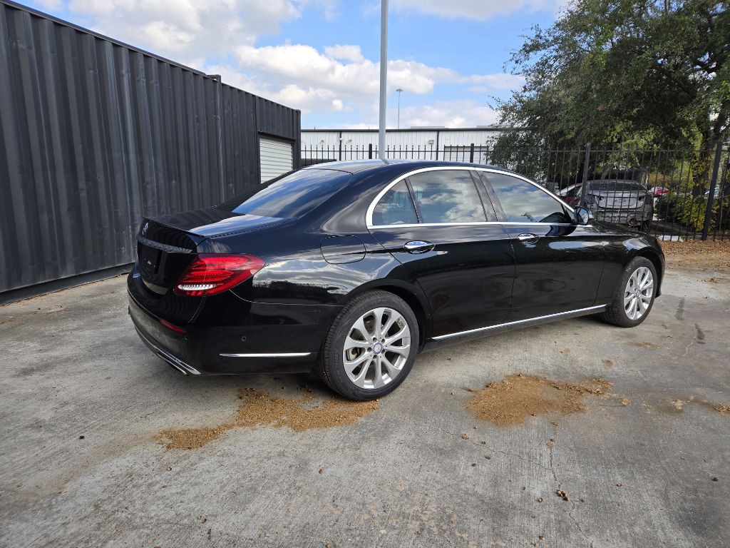 2017 Mercedes-Benz E-Class Image 7
