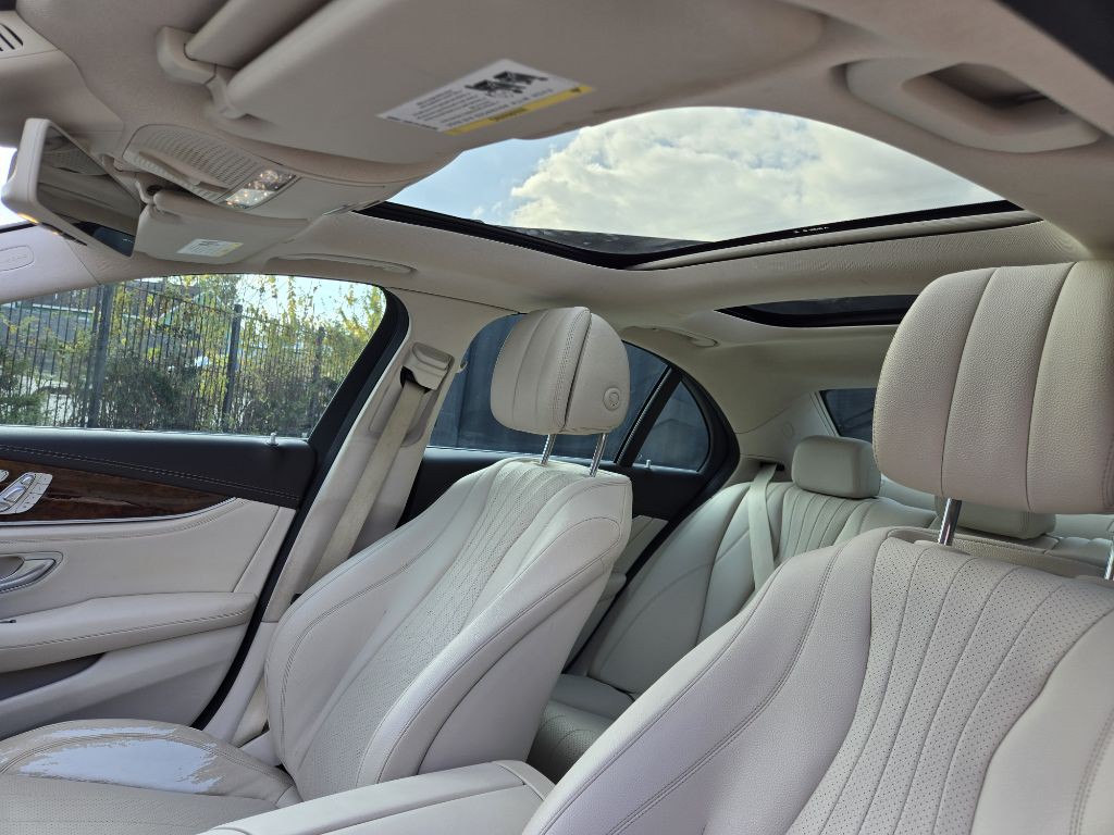 2017 Mercedes-Benz E-Class Image 13