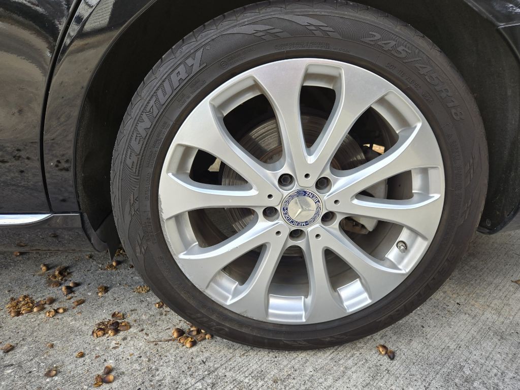 2017 Mercedes-Benz E-Class Image 16