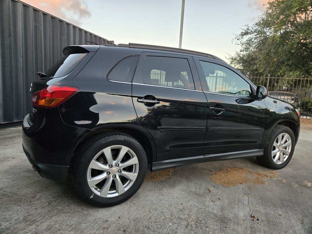 2015 Mitsubishi Outlander Image 7