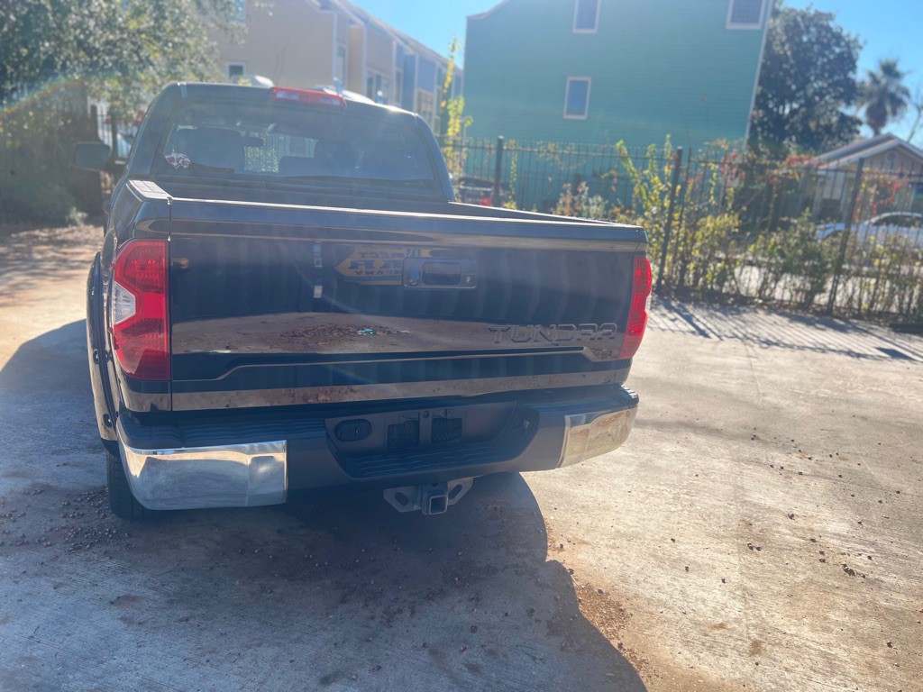 2015 Toyota Tundra Image 6