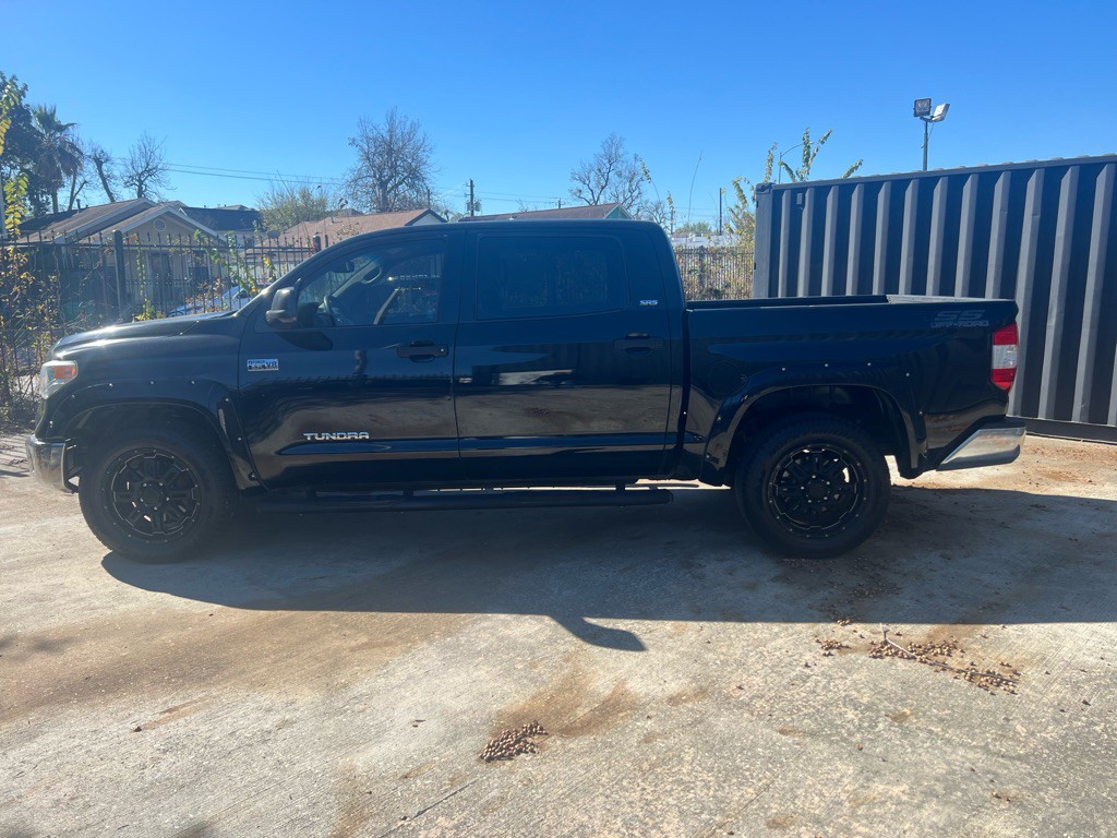 2015 Toyota Tundra Image 8