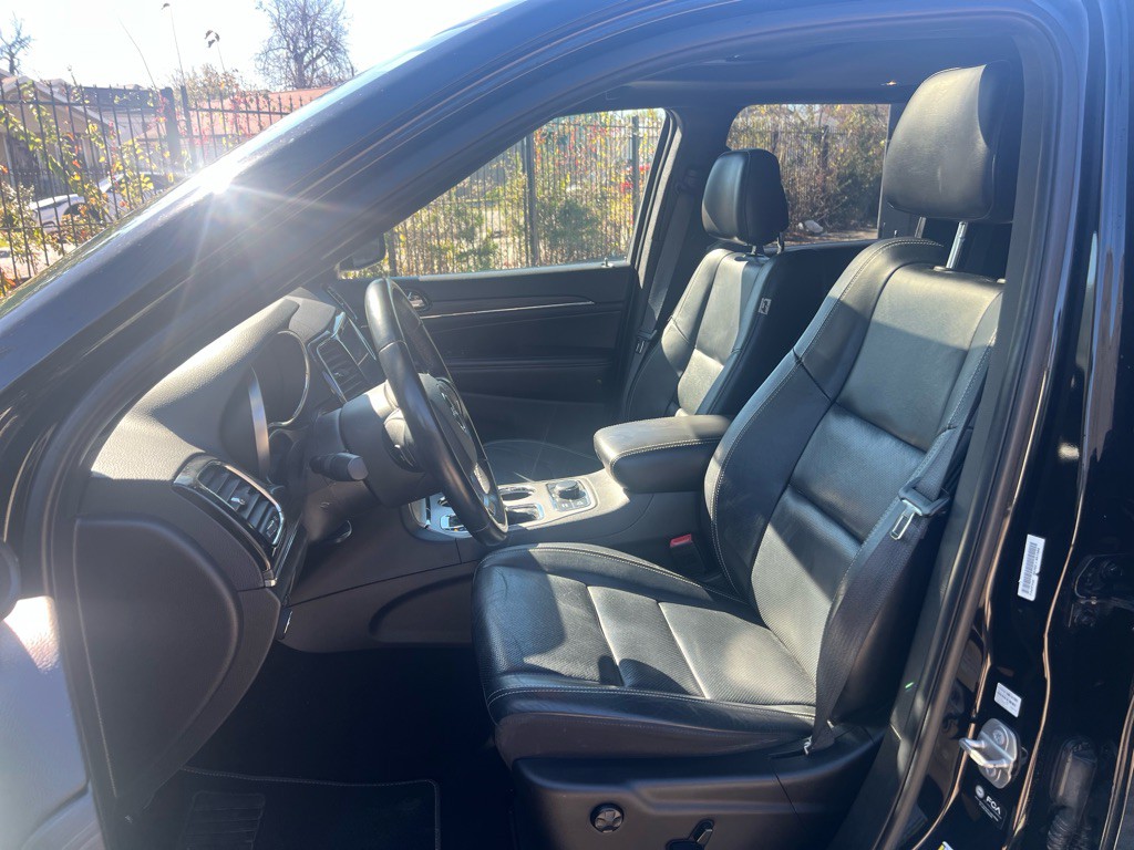 2021 Jeep Grand Cherokee Image 11