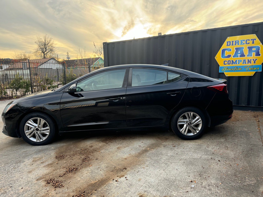 2019 Hyundai Elantra Image 4