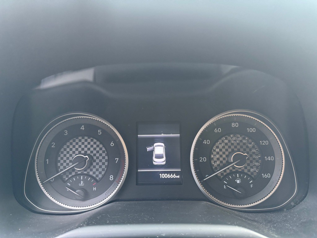 2019 Hyundai Elantra Image 11