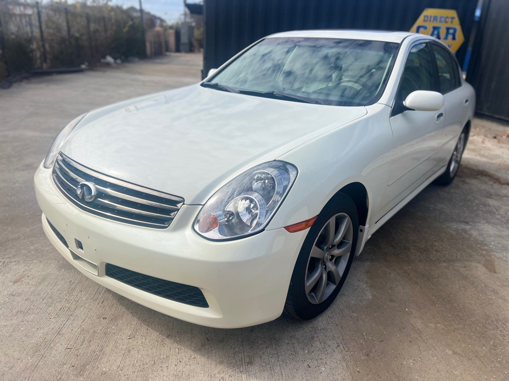 2005 INFINITI G35 Image 1