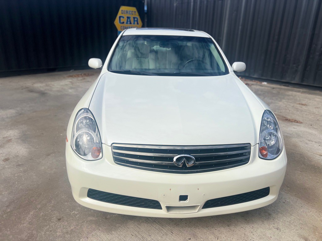2005 INFINITI G35 Image 2