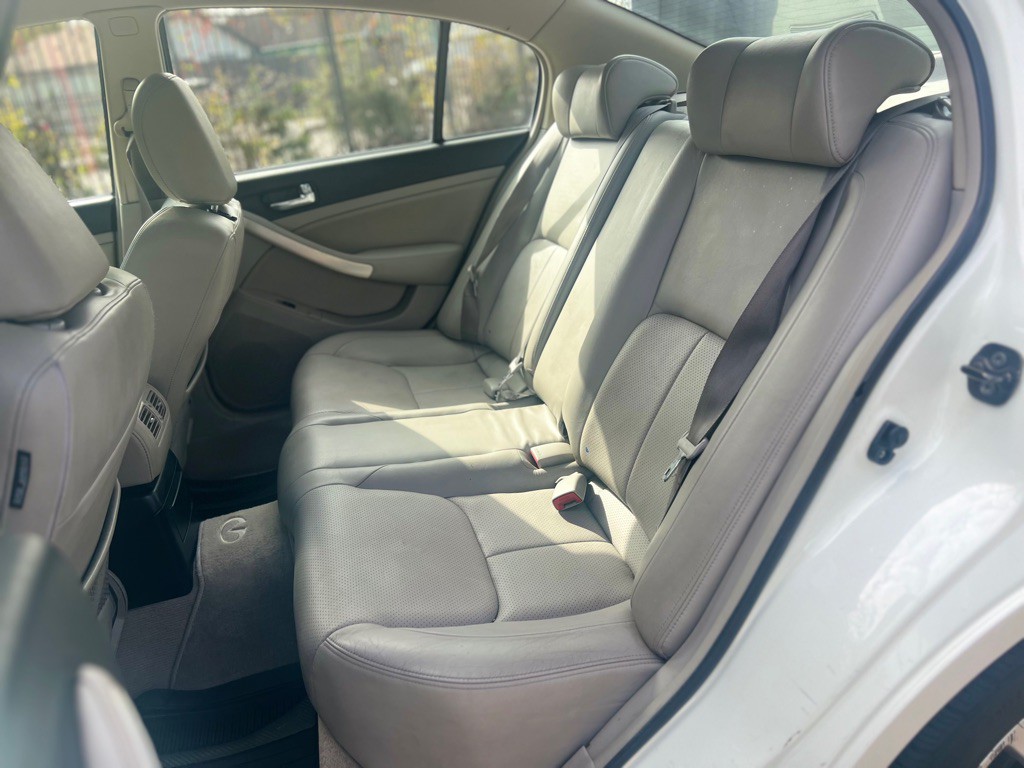 2005 INFINITI G35 Image 15