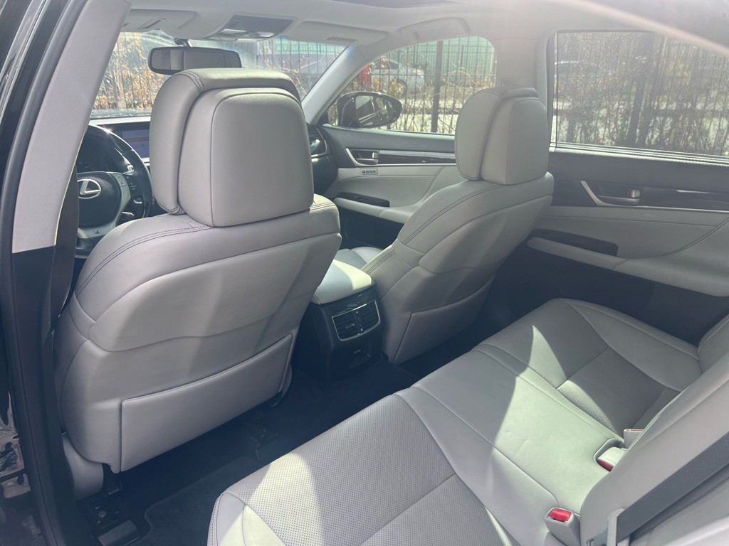 2013 Lexus GS Image 13