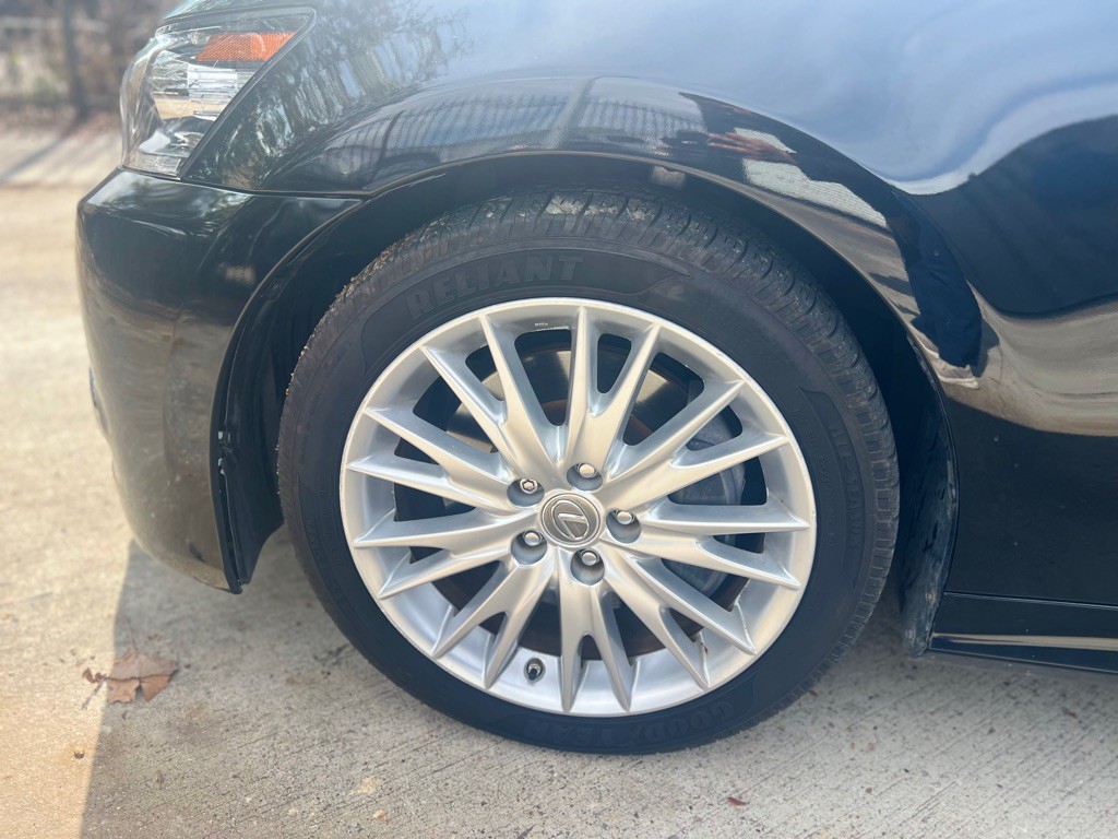 2013 Lexus GS Image 18