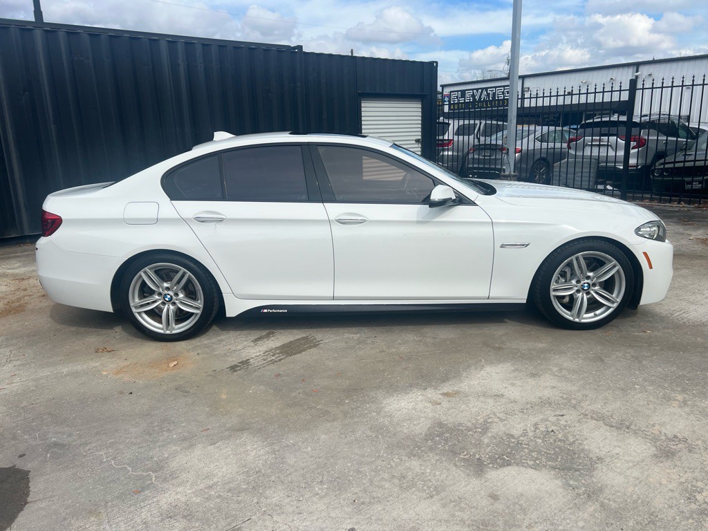 2015 BMW 5 Series Image 4