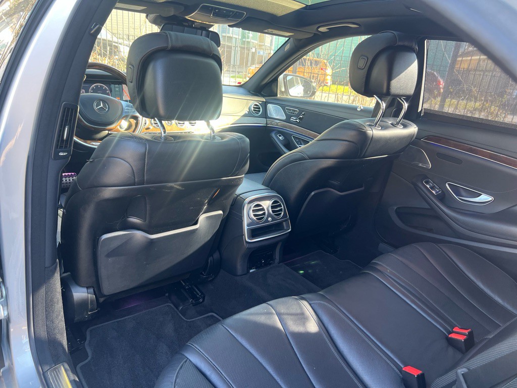 2015 Mercedes-Benz S-Class Image 14