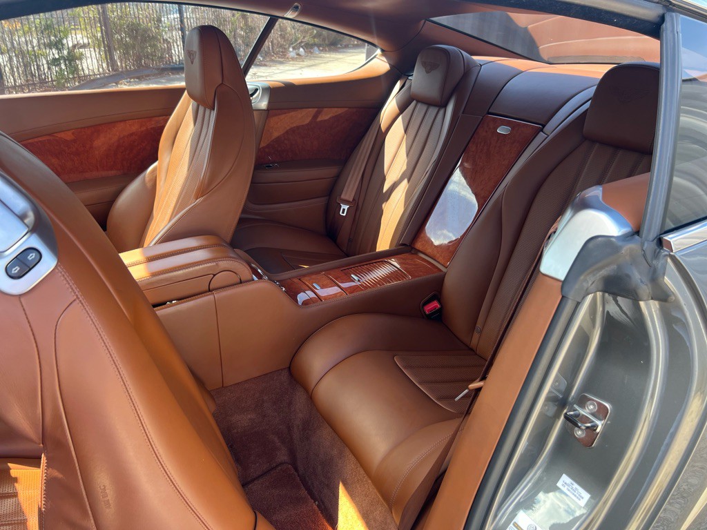 2012 Bentley Continental Image 14