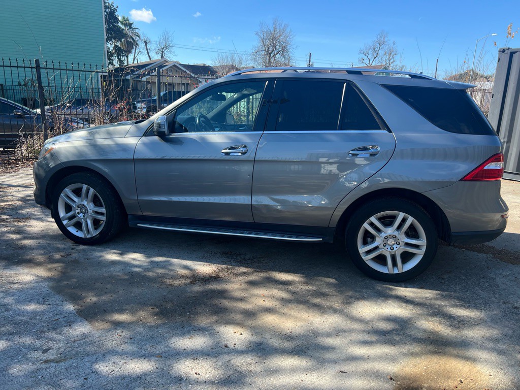 2015 Mercedes-Benz M-Class Image 8