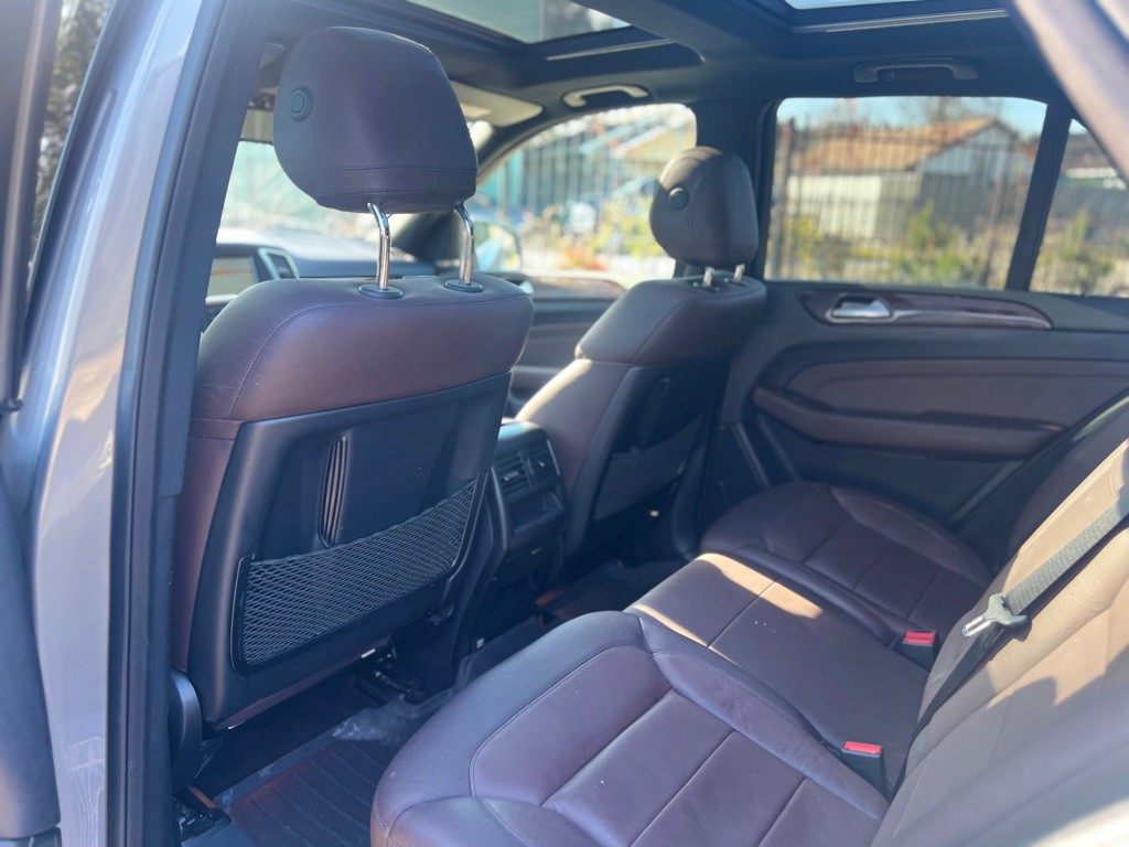 2015 Mercedes-Benz M-Class Image 14