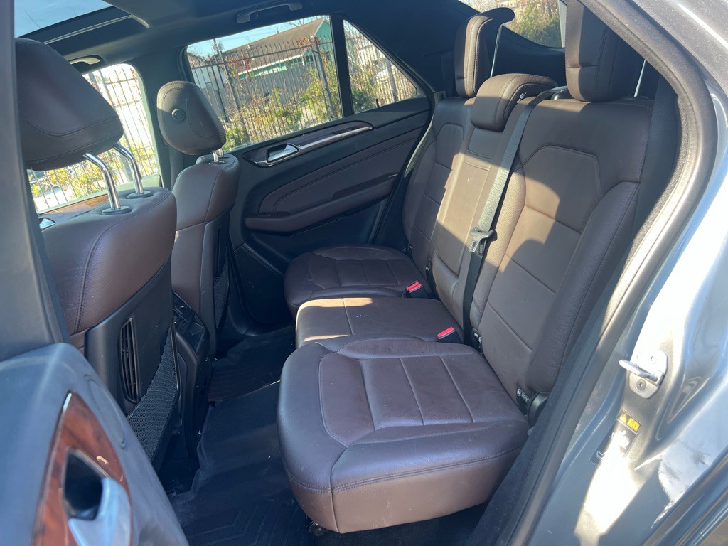 2015 Mercedes-Benz M-Class Image 16