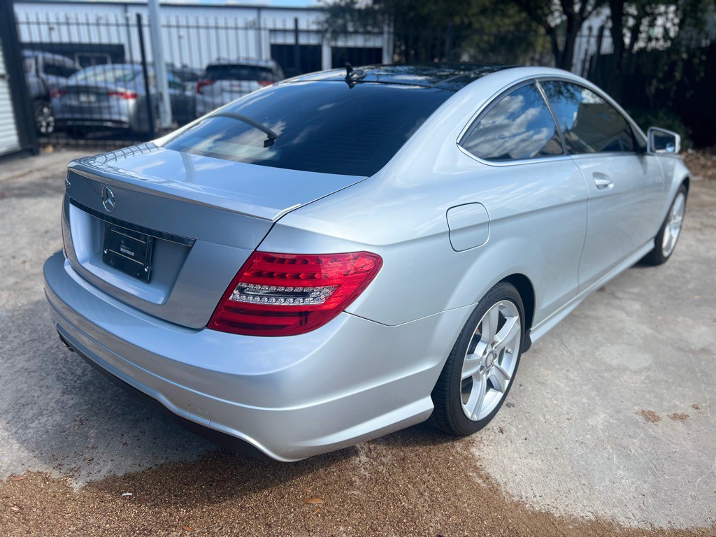 2014 Mercedes-Benz C-Class Image 5