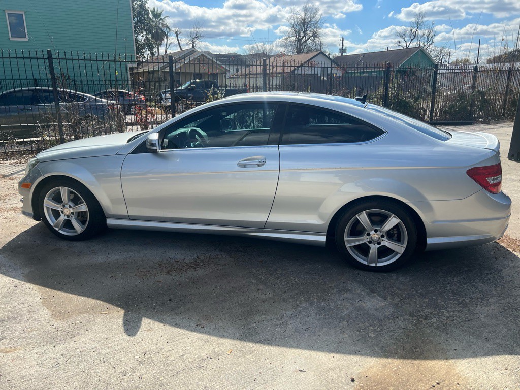 2014 Mercedes-Benz C-Class Image 8
