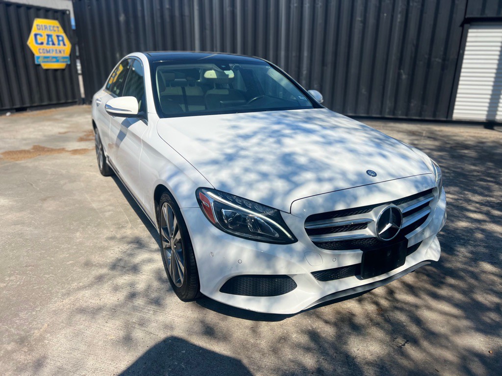 2015 Mercedes-Benz C-Class Image 3