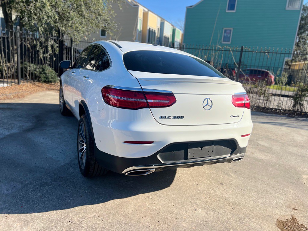 2019 Mercedes-Benz GLC-Class Image 8