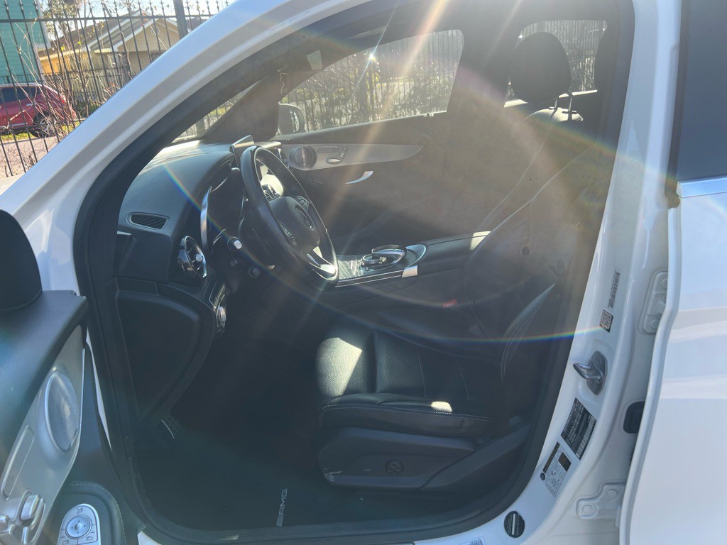 2019 Mercedes-Benz GLC-Class Image 12