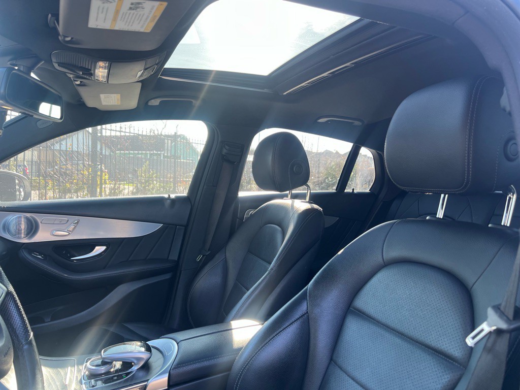 2019 Mercedes-Benz GLC-Class Image 14