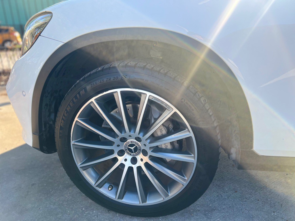 2019 Mercedes-Benz GLC-Class Image 19