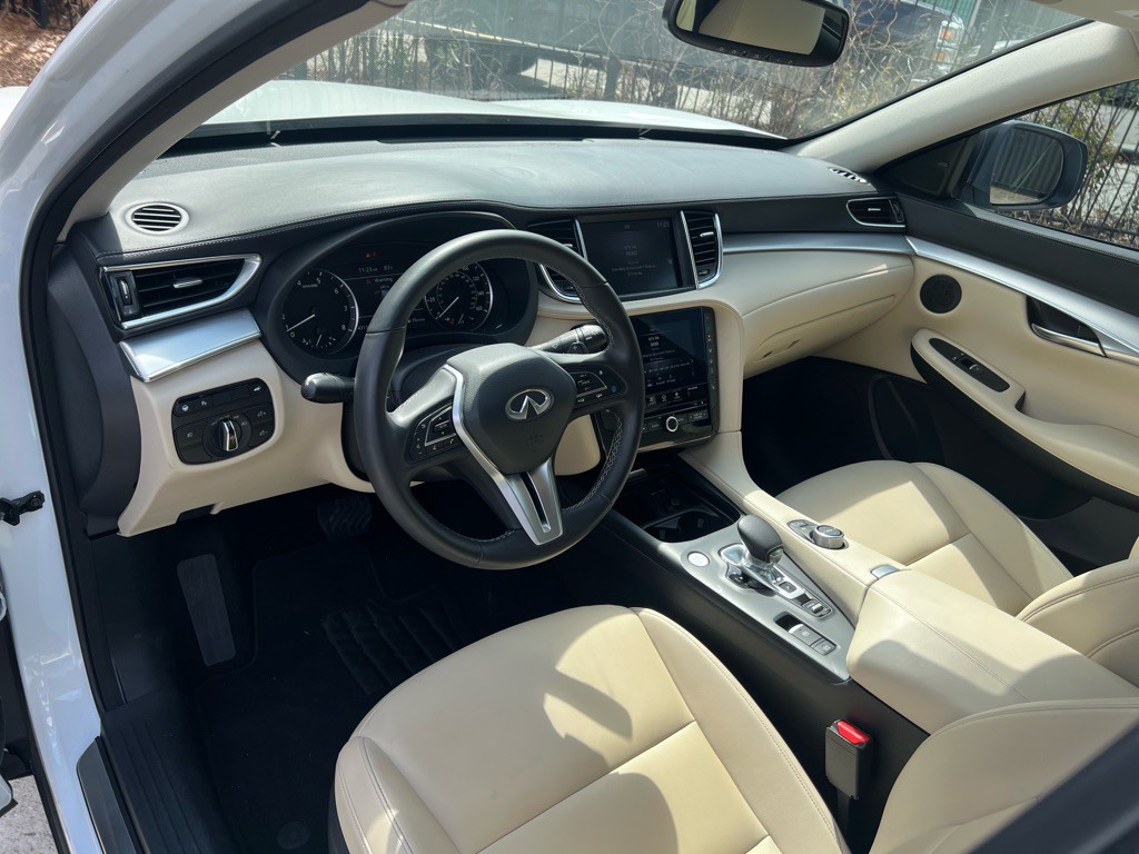 2021 INFINITI QX50 Image 9
