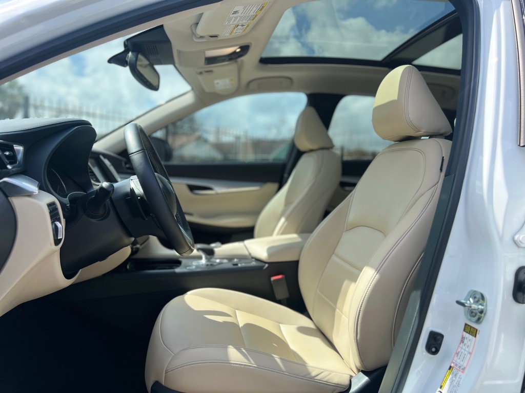 2021 INFINITI QX50 Image 12