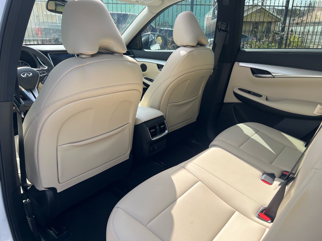 2021 INFINITI QX50 Image 13