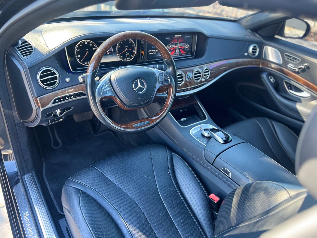 2017 Mercedes-Benz S-Class Image 9