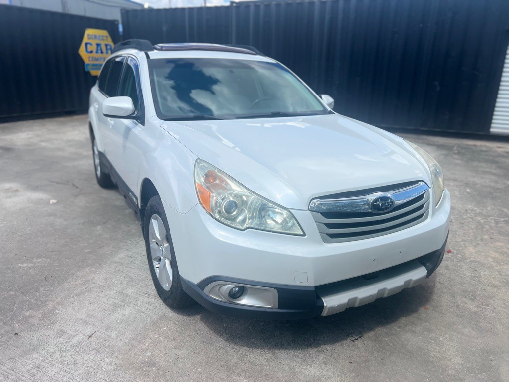 2011 Subaru Outback Image 3