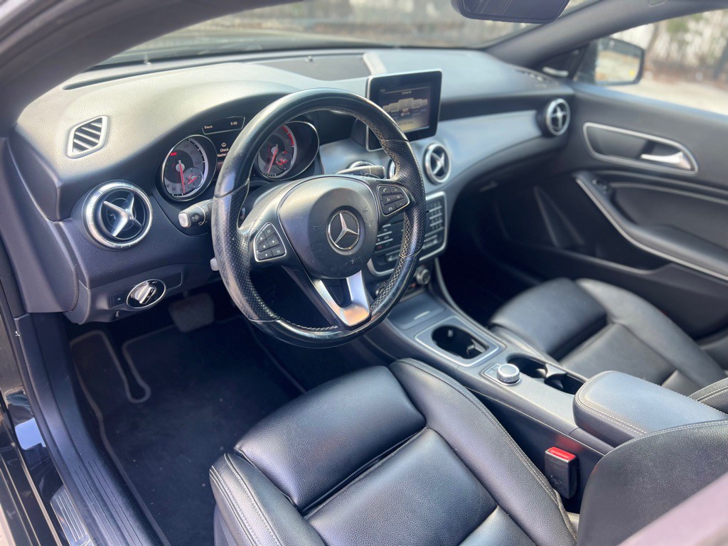 2016 Mercedes-Benz CLA-Class Image 9