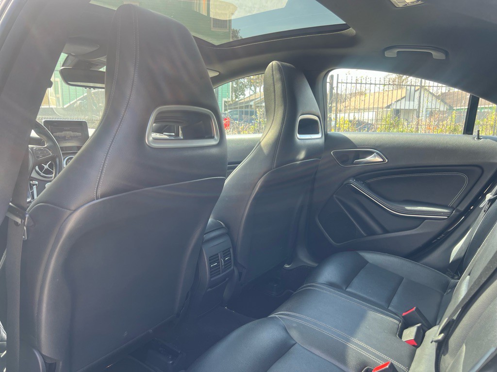 2016 Mercedes-Benz CLA-Class Image 13