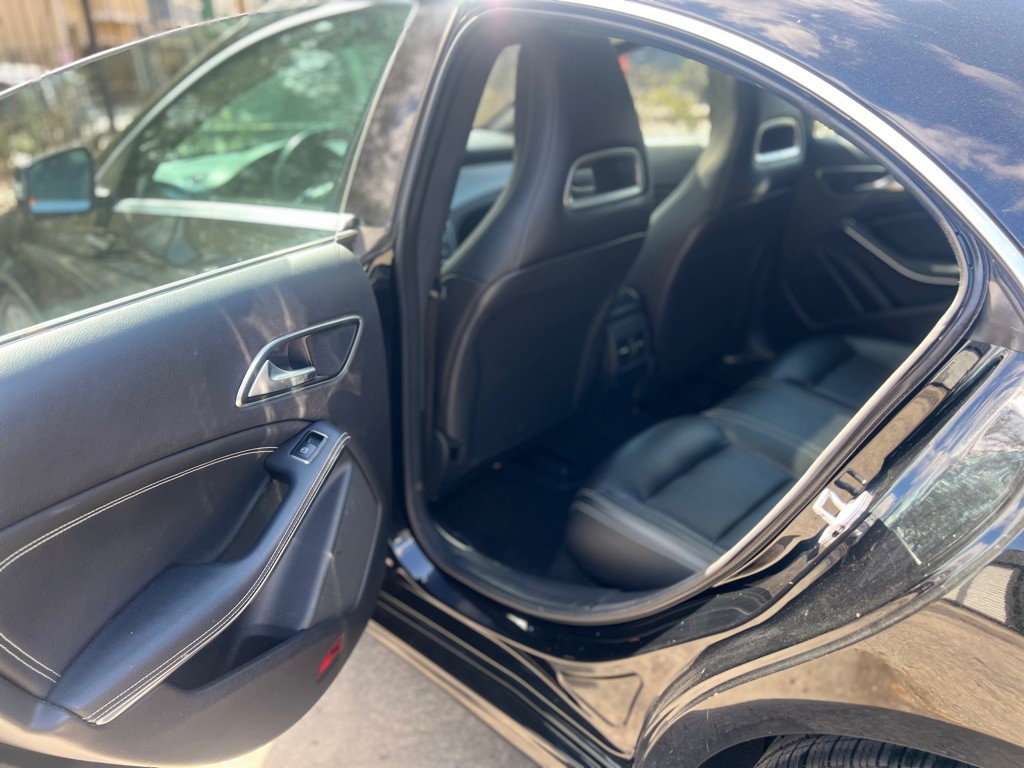 2016 Mercedes-Benz CLA-Class Image 14