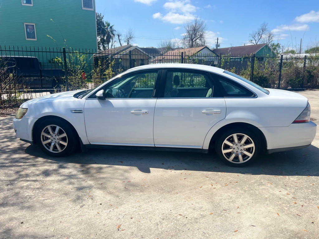 2008 Ford Taurus Image 8