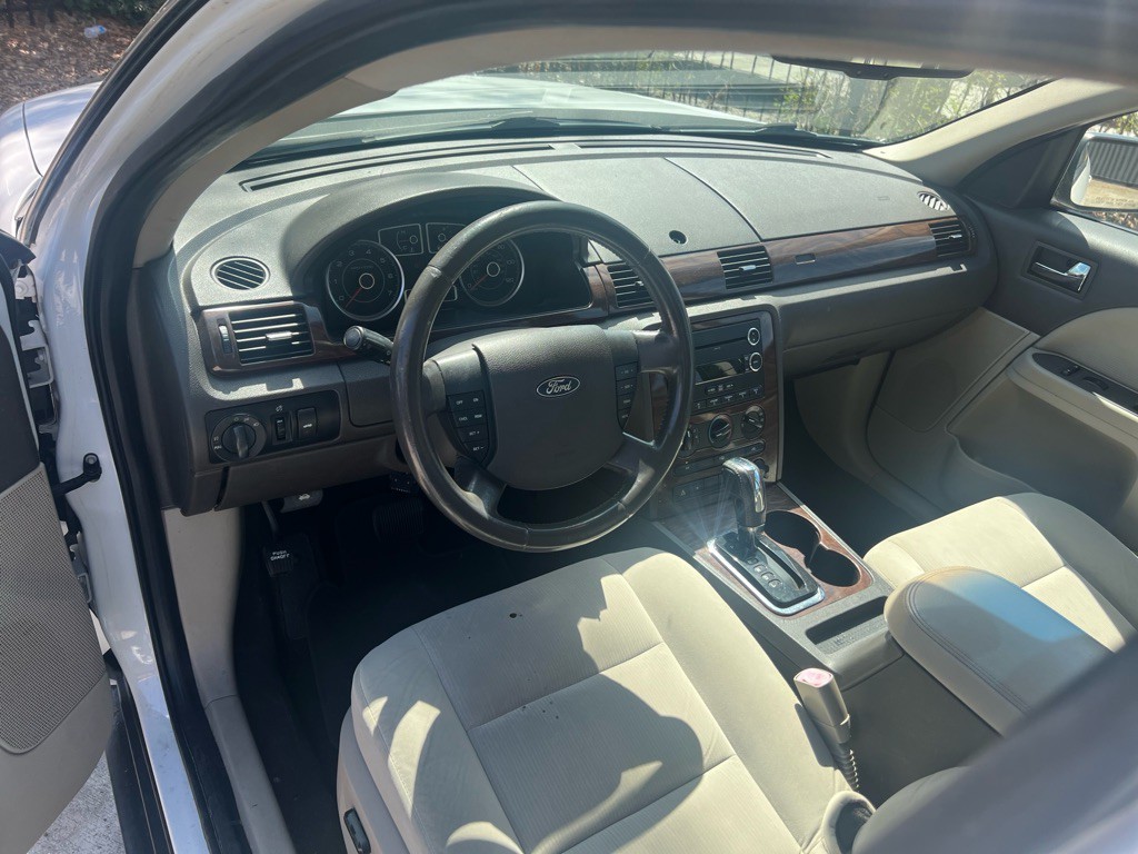 2008 Ford Taurus Image 9