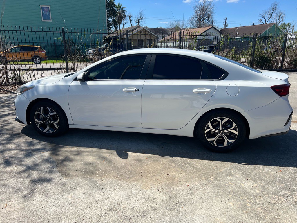 2019 Kia Forte Image 8