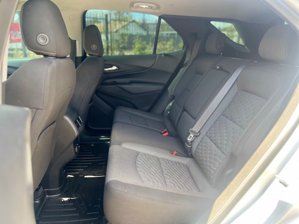 2018 Chevrolet Equinox Image 16