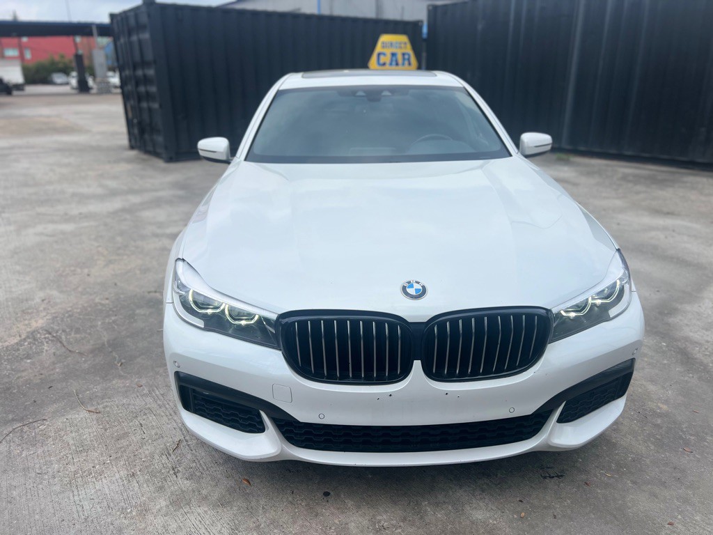 2019 BMW 7 Series Image 2